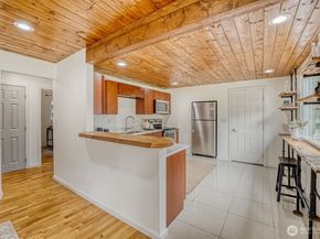 234 SW 208th Street, Normandy Park WA 98166