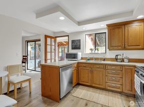 14005 20th Place W, Lynnwood WA 98087