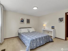 14005 20th Place W, Lynnwood WA 98087
