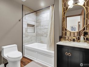 14005 20th Place W, Lynnwood WA 98087