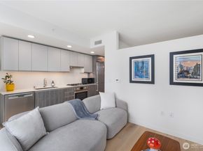 800 Columbia Street 1003, Seattle WA 98104