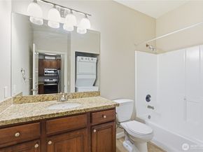 225 Logan Avenue S 317, Renton WA 98057