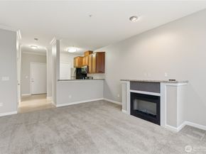 225 Logan Avenue S 317, Renton WA 98057