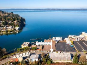 6042 Seaview Avenue NW 404, Seattle WA 98107