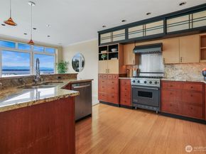 6042 Seaview Avenue NW 404, Seattle WA 98107