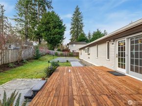 2952 216th Place SW, Brier WA 98036