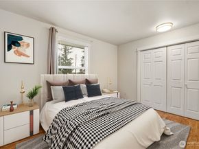 2952 216th Place SW, Brier WA 98036