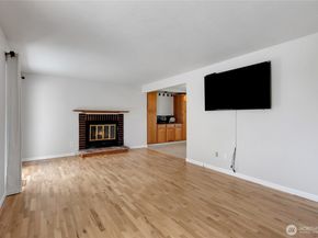 27030 14th Avenue S, Des Moines WA 98198