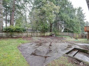 2007 168th Avenue NE, Bellevue WA 98008
