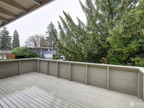 2007 168th Avenue NE, Bellevue WA 98008