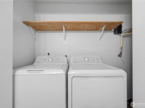 975 NE Aberdeen Ave F308, Renton WA 98056