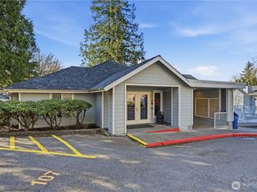 975 NE Aberdeen Ave F308, Renton WA 98056