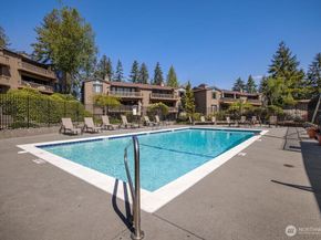 17434 NE 40Th Place C5, Redmond WA 98052