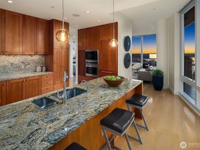 10700 NE 4th Street 4102, Bellevue WA 98004