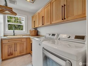 11645 Sunray Lane SE, Olalla WA 98359