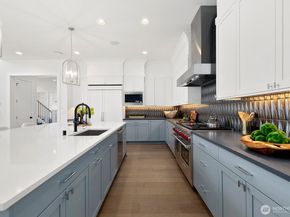 15045 SE 45th Place, Bellevue WA 98006