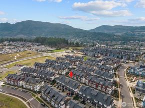 964 7th Avenue NE 2.4, Issaquah WA 98029