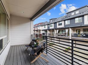 964 7th Avenue NE 2.4, Issaquah WA 98029