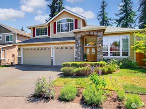 4 148 Place SW, Lynnwood WA 98087
