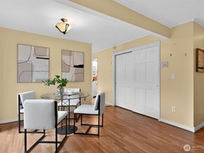 12251 SE 59th Street 102, Bellevue WA 98006