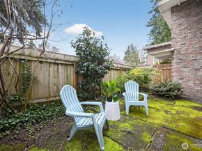 12251 SE 59th Street 102, Bellevue WA 98006