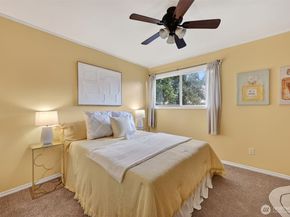 12251 SE 59th Street 102, Bellevue WA 98006