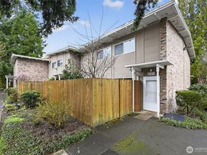 12251 SE 59th Street 102, Bellevue WA 98006