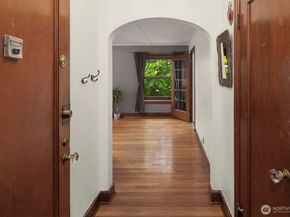 408 Bellevue Ave E 306, Seattle WA 98102