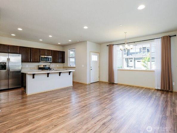 1033 Banyan Street, Bremerton WA 98310