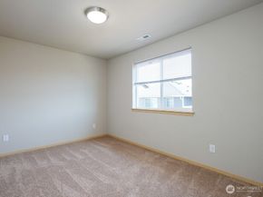 1033 Banyan Street, Bremerton WA 98310