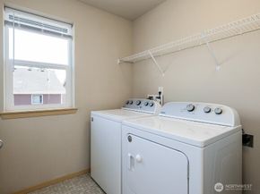 1033 Banyan Street, Bremerton WA 98310