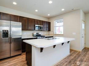 1033 Banyan Street, Bremerton WA 98310