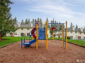 927 132nd Street SW C2, Everett WA 98204