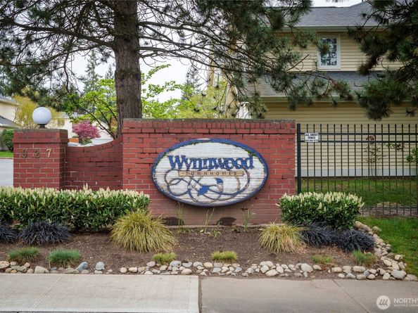 927 132nd Street SW C2, Everett WA 98204