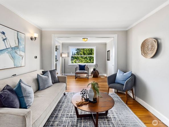 340 NE 53rd Street, Seattle WA 98105