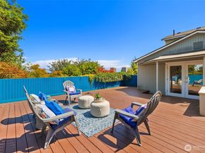 340 NE 53rd Street, Seattle WA 98105