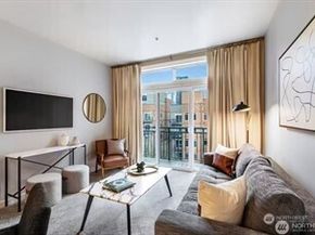 2414 1st Avenue 703, Seattle WA 98121