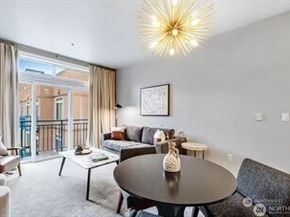 2414 1st Avenue 703, Seattle WA 98121
