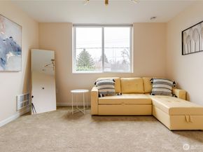 725 17th Avenue Unit A, Seattle WA 98122