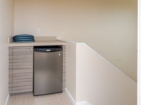 725 17th Avenue Unit A, Seattle WA 98122