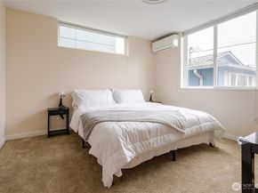 725 17th Avenue Unit A, Seattle WA 98122