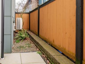 725 17th Avenue Unit A, Seattle WA 98122