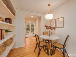 8805 27th Avenue NE, Seattle WA 98115