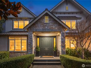 26822 SE 22nd Court, Sammamish WA 98075