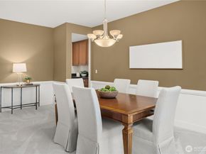 26822 SE 22nd Court, Sammamish WA 98075