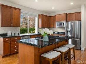 26822 SE 22nd Court, Sammamish WA 98075