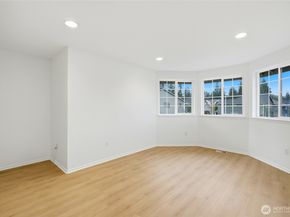 24115 22nd Place W, Bothell WA 98021