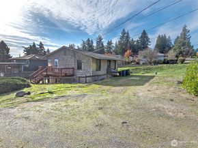 705 S 208th Street, Des Moines WA 98198