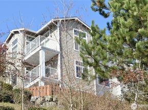 4049 S 212 Court G, SeaTac WA 98198