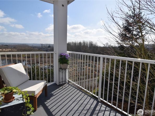 4049 S 212 Court G, SeaTac WA 98198